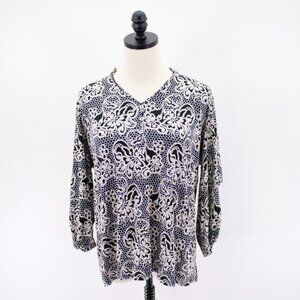 Emma & Olive XL‎ Gray Black Embroidered Top Roll Tab Jacquard V-Neck Blouse Top